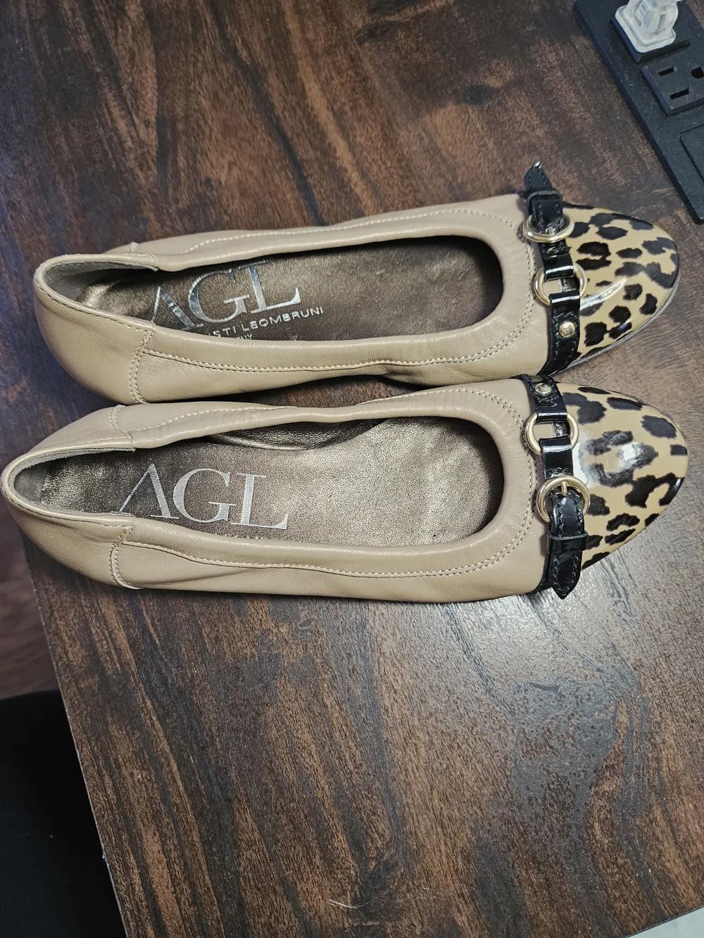 AGL Atilio Giusti Leombruni,Balet Flats Leopard-Print Toe and Black Trim,Size 35